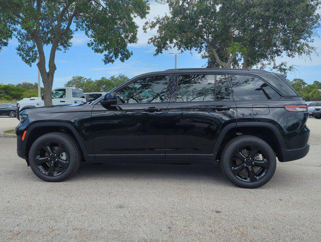 new 2024 Jeep Grand Cherokee car, priced at $41,795