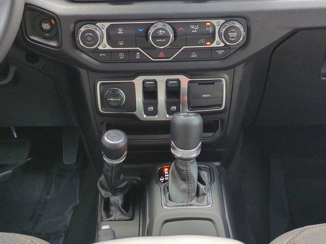 new 2025 Jeep Wrangler car, priced at $32,784