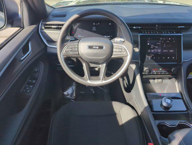 new 2025 Jeep Grand Cherokee L car, priced at $41,925