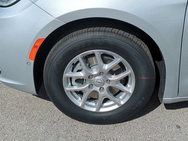 new 2026 Chrysler Pacifica car, priced at $44,504