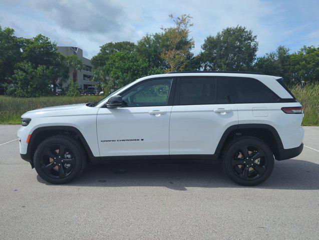 new 2024 Jeep Grand Cherokee car, priced at $41,200