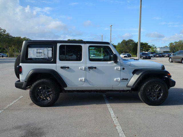 new 2025 Jeep Wrangler car, priced at $40,982