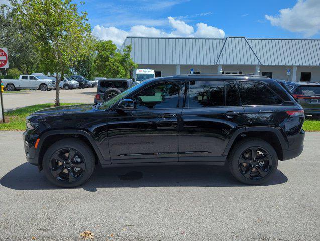 new 2024 Jeep Grand Cherokee car, priced at $41,795