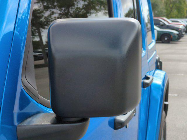 new 2025 Jeep Wrangler car, priced at $48,040