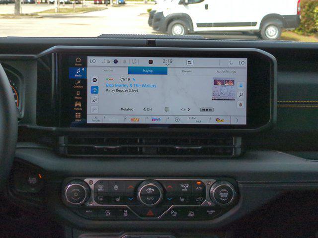 new 2025 Jeep Wrangler car, priced at $48,040