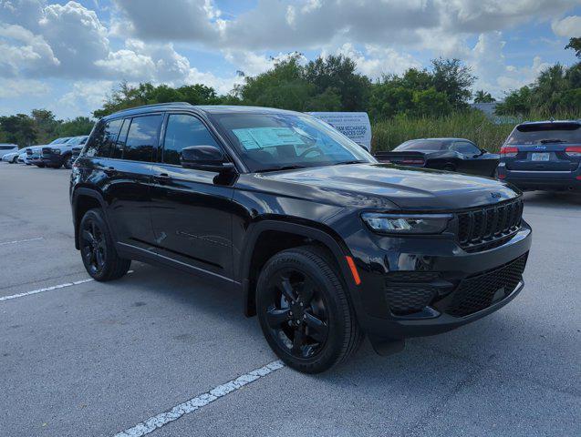 new 2024 Jeep Grand Cherokee car, priced at $36,600