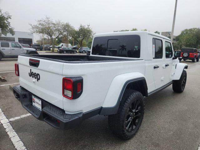 new 2025 Jeep Gladiator car, priced at $41,845