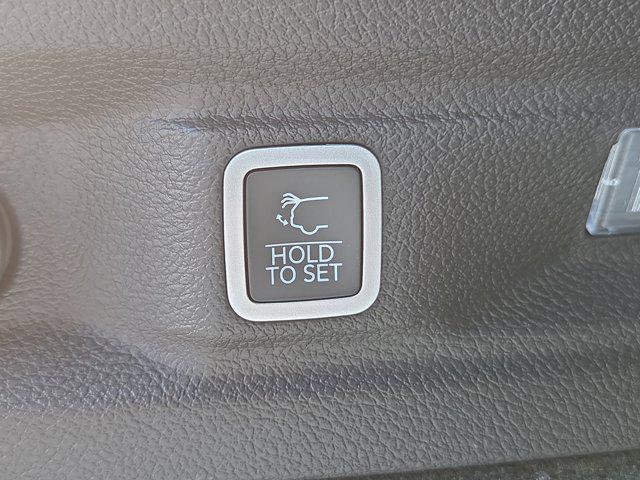 new 2025 Jeep Grand Cherokee L car, priced at $63,785