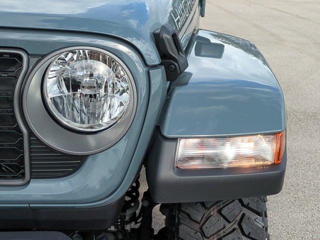 new 2025 Jeep Gladiator car, priced at $41,655