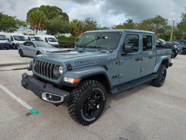 new 2025 Jeep Gladiator car, priced at $41,655