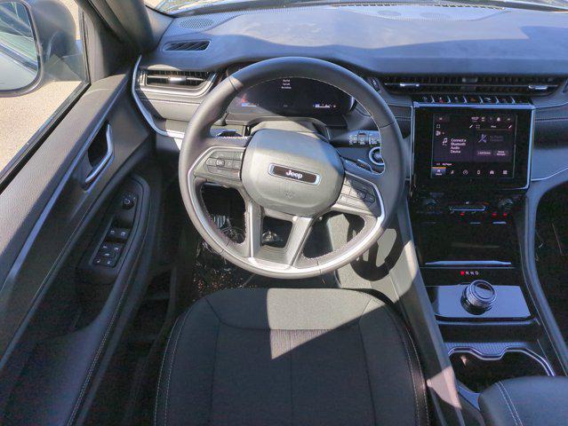 new 2025 Jeep Grand Cherokee L car, priced at $33,755