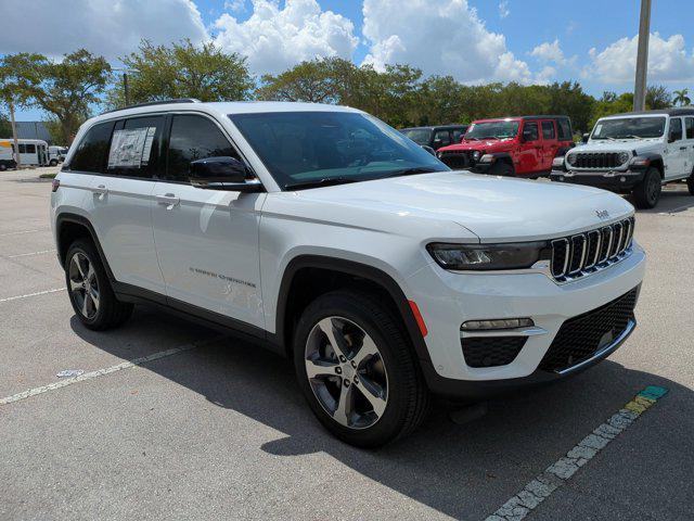 new 2025 Jeep Grand Cherokee car, priced at $47,793