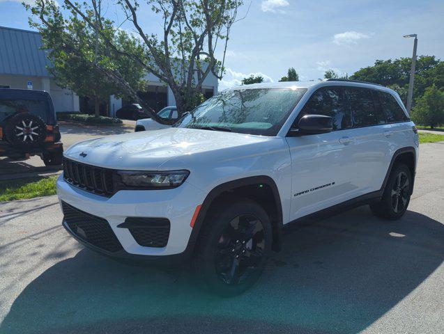 new 2024 Jeep Grand Cherokee car, priced at $36,005