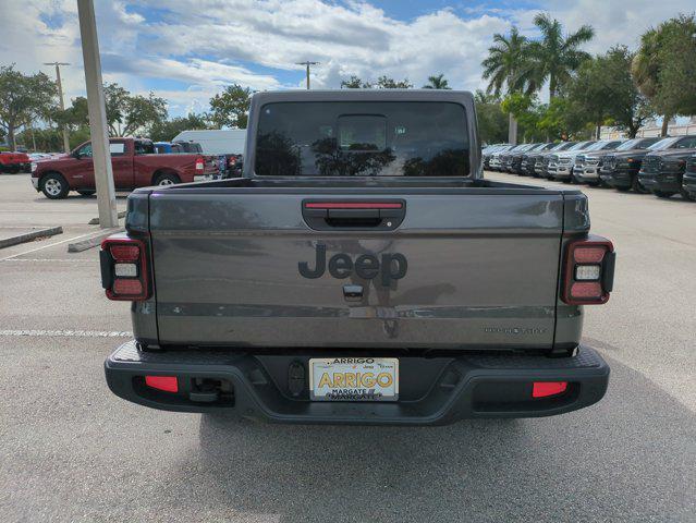new 2025 Jeep Gladiator car, priced at $42,155