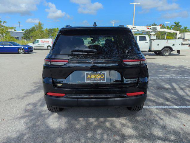 new 2024 Jeep Grand Cherokee car, priced at $41,795