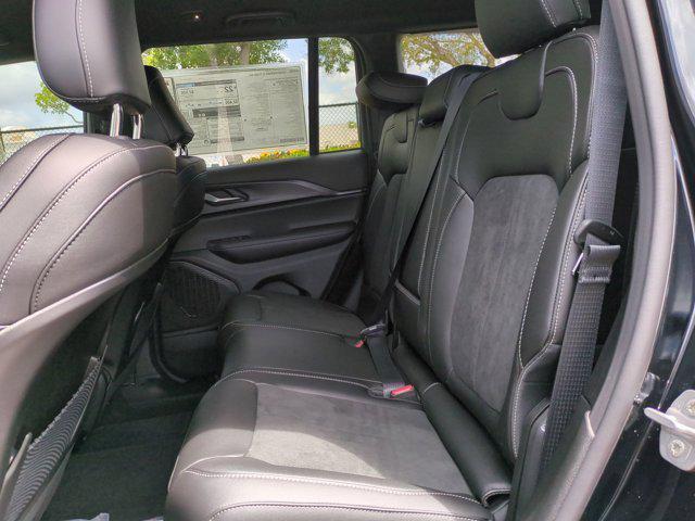 new 2025 Jeep Grand Cherokee car, priced at $35,661
