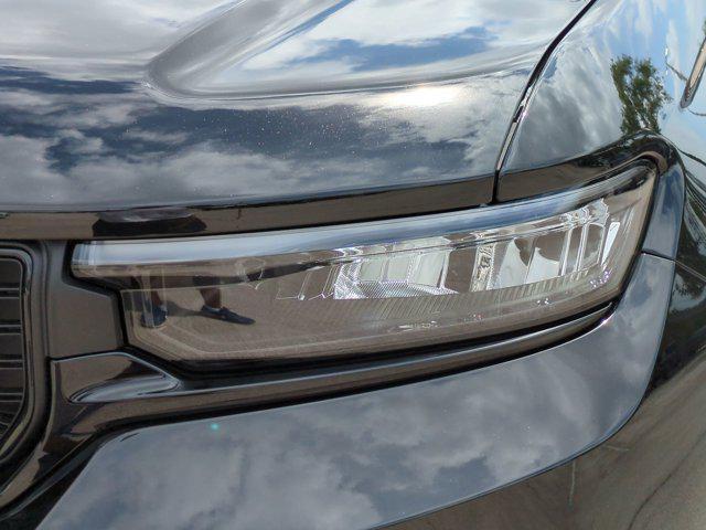 new 2025 Jeep Grand Cherokee car, priced at $35,661