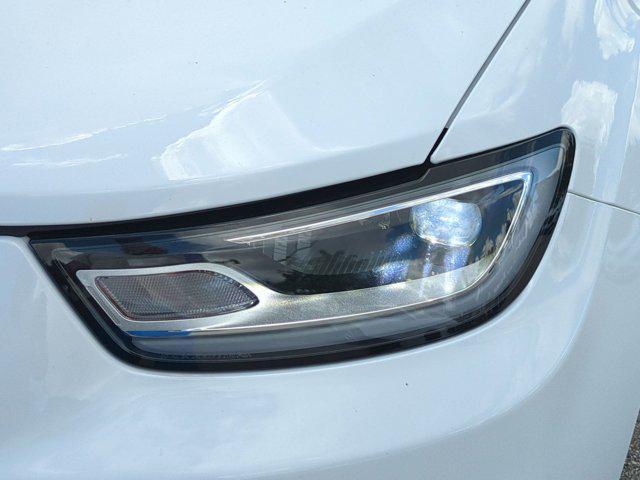 new 2025 Chrysler Pacifica car, priced at $43,032