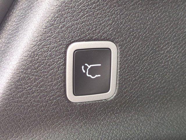 new 2025 Chrysler Pacifica car, priced at $43,032