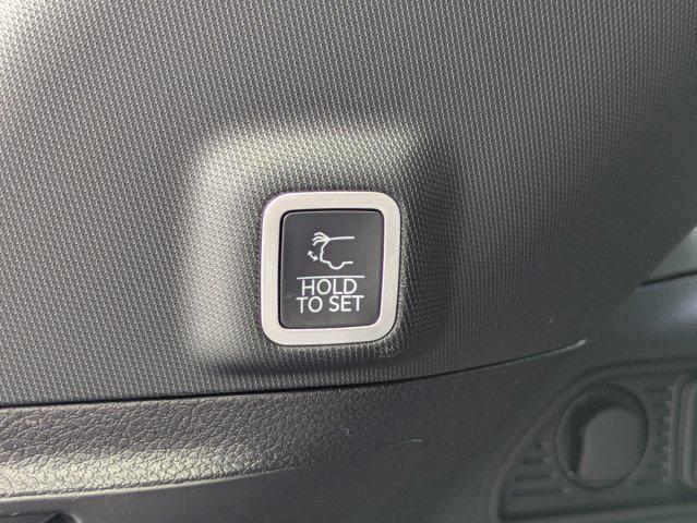 new 2025 Jeep Grand Cherokee car, priced at $40,967