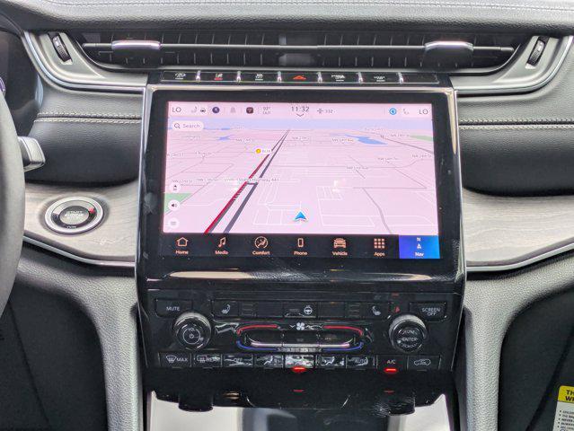 new 2025 Jeep Grand Cherokee car, priced at $40,967