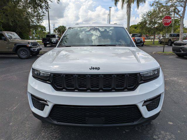 new 2025 Jeep Grand Cherokee car, priced at $40,967