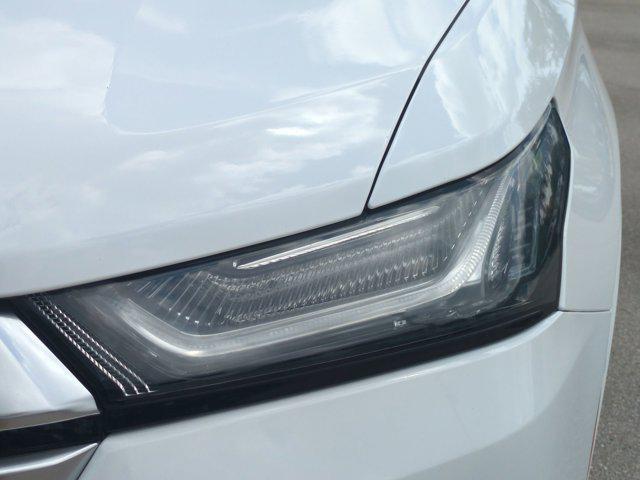 used 2022 Chevrolet Traverse car, priced at $29,491