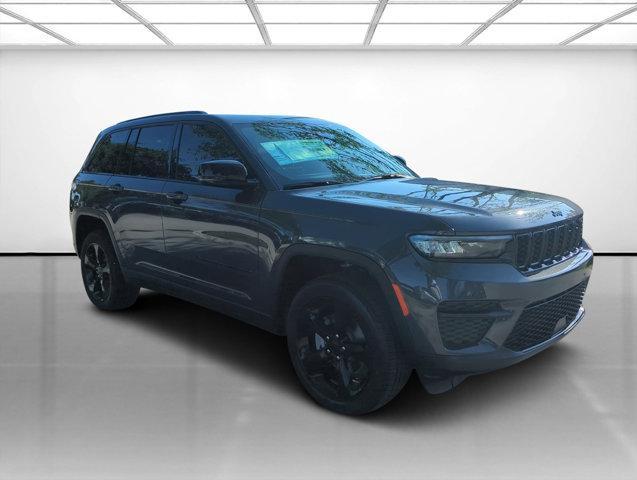 new 2024 Jeep Grand Cherokee car, priced at $36,175