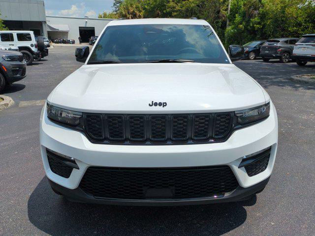 new 2025 Jeep Grand Cherokee car, priced at $41,814