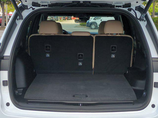 new 2025 Jeep Grand Cherokee car, priced at $38,492