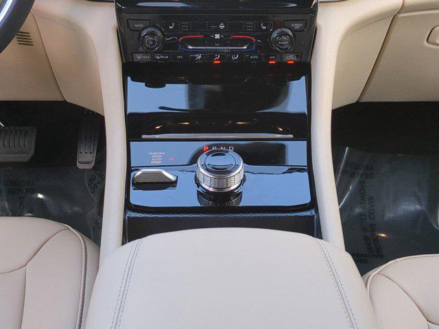 new 2025 Jeep Grand Cherokee car, priced at $38,492