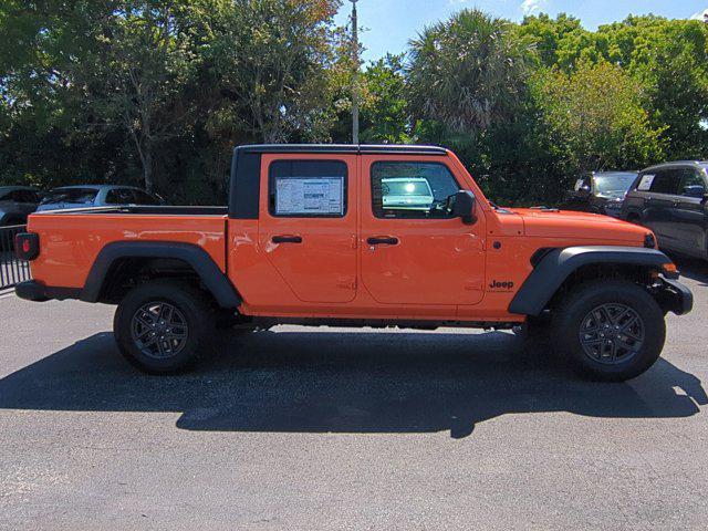 new 2025 Jeep Gladiator car, priced at $38,842
