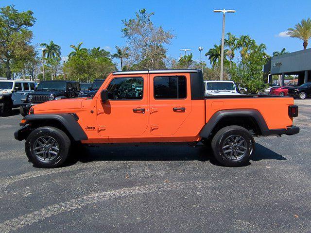 new 2025 Jeep Gladiator car, priced at $38,842