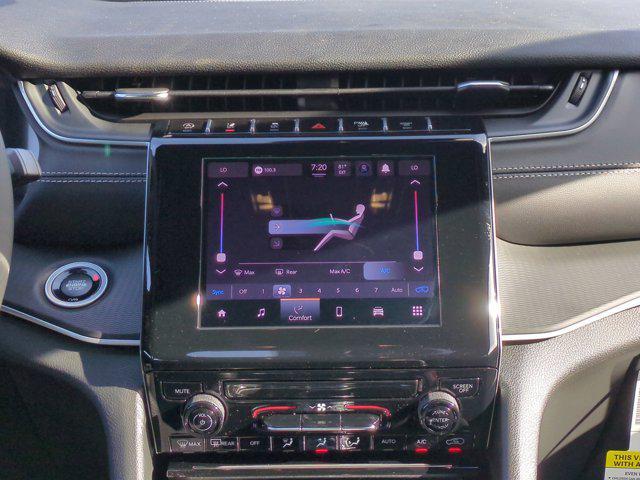 new 2025 Jeep Grand Cherokee car, priced at $34,650