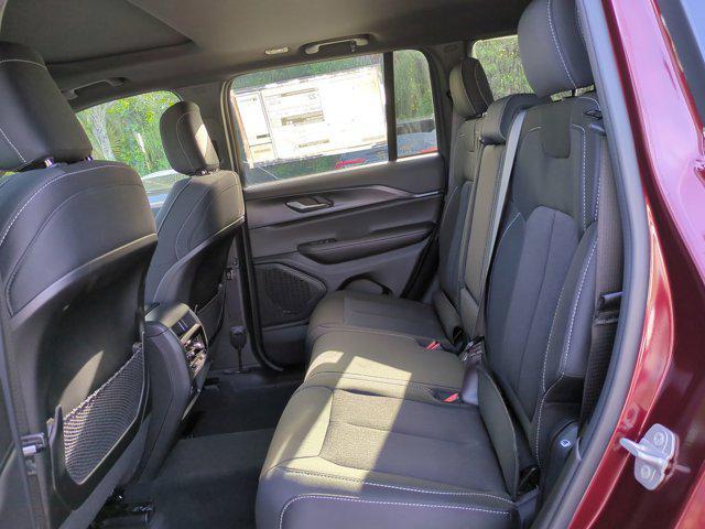 new 2025 Jeep Grand Cherokee car, priced at $34,650