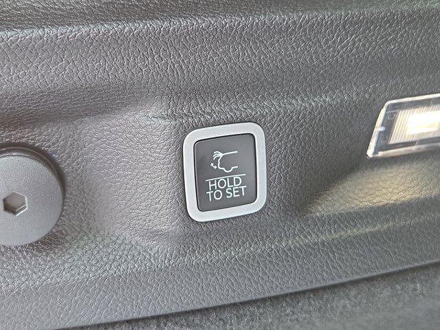 new 2025 Jeep Grand Cherokee L car, priced at $61,902