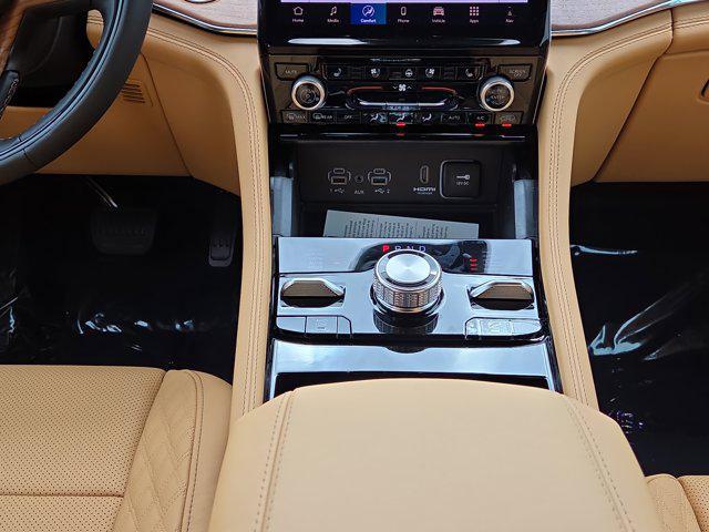 new 2025 Jeep Grand Cherokee L car, priced at $61,902