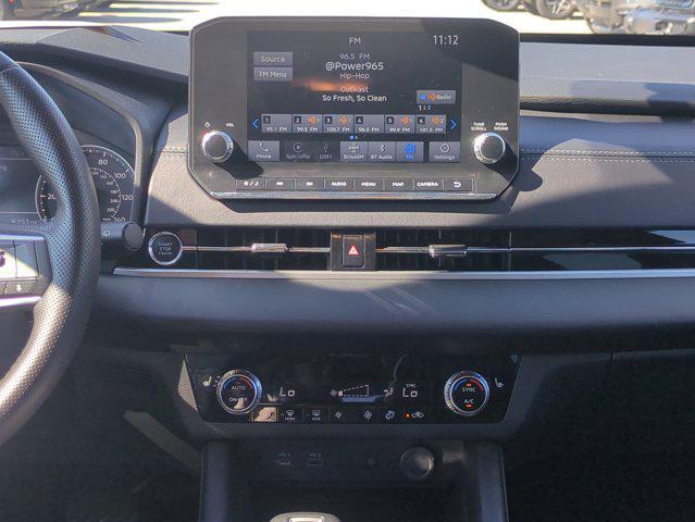 used 2024 Mitsubishi Outlander car, priced at $23,034