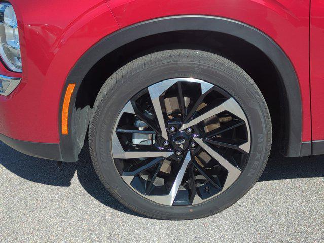 used 2024 Mitsubishi Outlander car, priced at $23,034