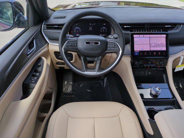 new 2025 Jeep Grand Cherokee car, priced at $37,446