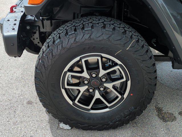 new 2025 Jeep Wrangler car, priced at $57,247