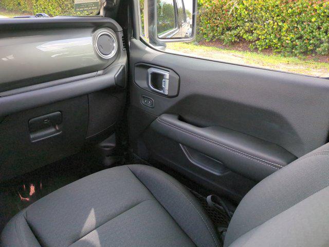 used 2021 Jeep Gladiator car, priced at $32,991