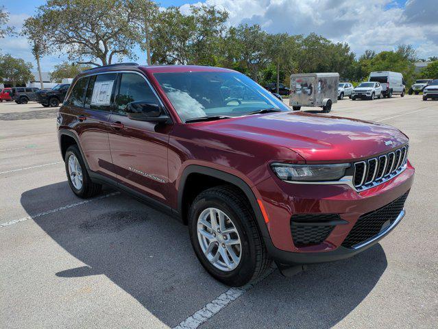 new 2025 Jeep Grand Cherokee car, priced at $32,395