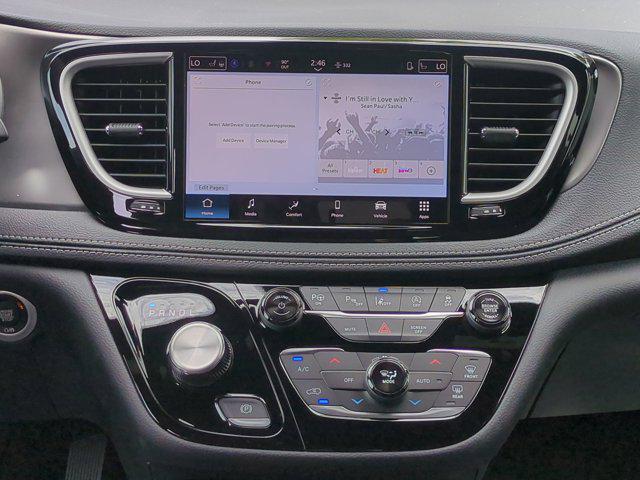new 2025 Chrysler Pacifica car, priced at $40,246