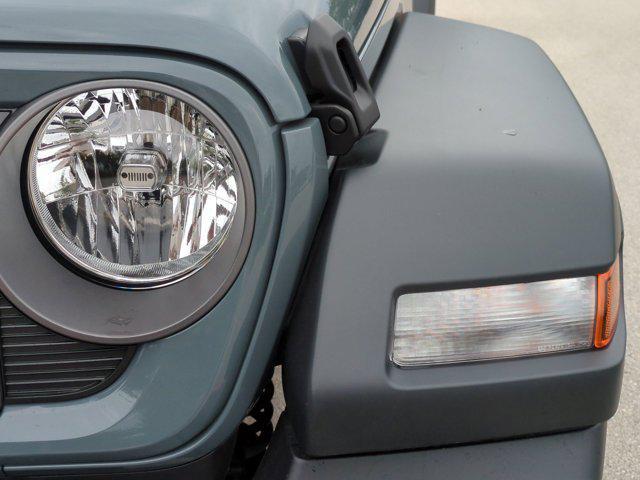 new 2025 Jeep Wrangler car, priced at $29,728