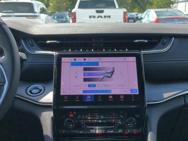 new 2025 Jeep Grand Cherokee L car, priced at $40,577