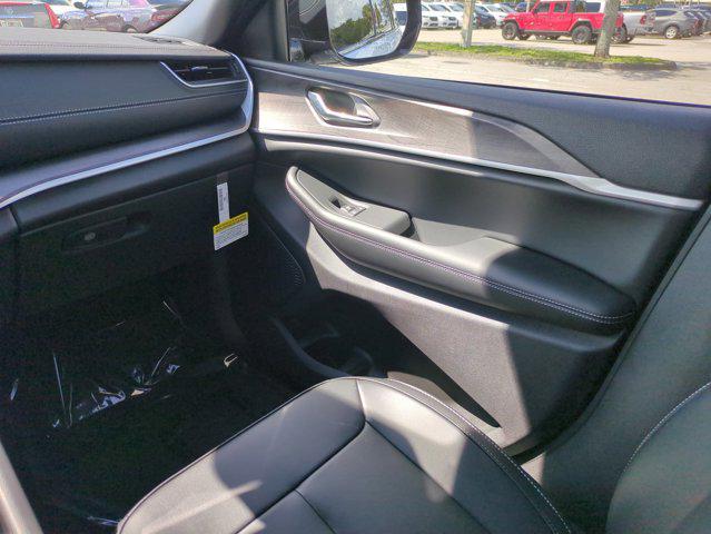 new 2025 Jeep Grand Cherokee L car, priced at $40,577