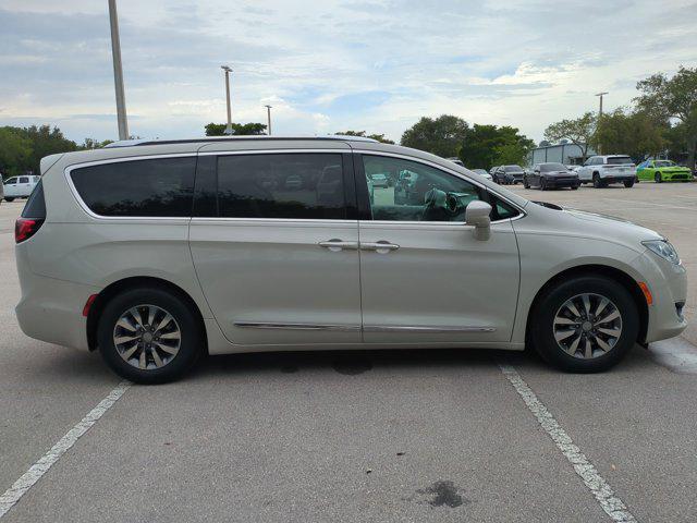 used 2019 Chrysler Pacifica car, priced at $21,042