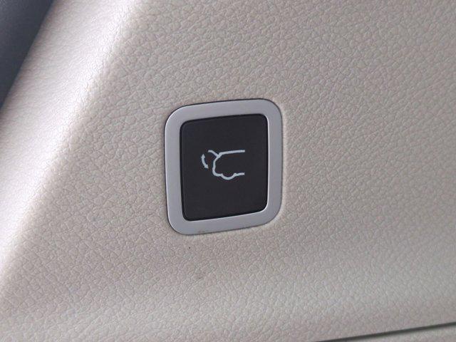 used 2019 Chrysler Pacifica car, priced at $21,042