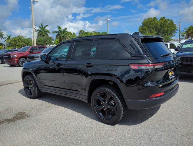 new 2024 Jeep Grand Cherokee car, priced at $36,175